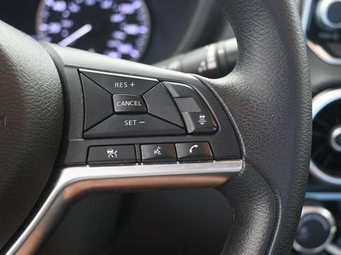 Used 2024 Nissan Sentra SV FWD image 30