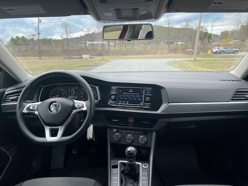 Used 2019 Volkswagen Jetta S w/ Driver Assistance Package image 11