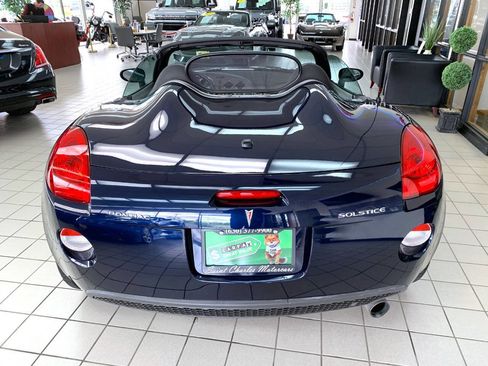 Used 2006 Pontiac Solstice Convertible w/ Premium Package RWD image 6