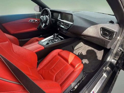 Used 2022 BMW Z4 sDrive30i w/ M Sport Package image 22