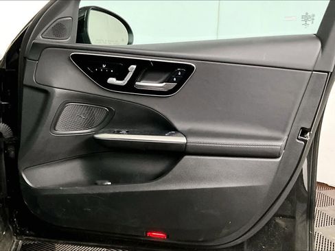Used 2022 Mercedes-Benz C 300 4MATIC Sedan image 19