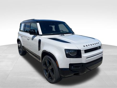 New 2026 Land Rover Defender 110 X-Dynamic SE AWD/4WD image 7