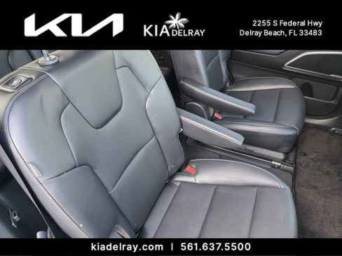 Certified 2023 Kia Telluride S w/ S Sunroof Package image 34