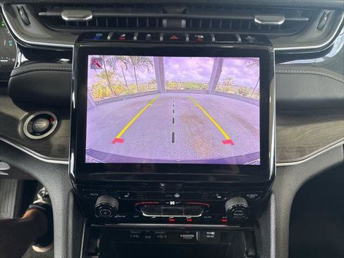 Certified 2024 Jeep Grand Cherokee Limited 4xe image 34