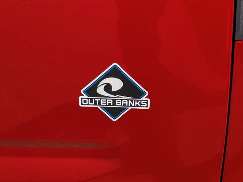 Used 2024 Ford Bronco Sport Outer Banks w/ Tech Package image 8