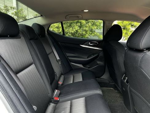 Used 2020 Nissan Maxima 3.5 S w/ Floor Mat Group FWD image 31