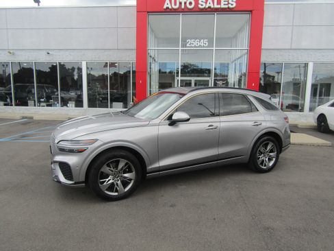 Used 2022 Genesis GV70 3.5T Sport w/ Sport Advanced Package image 2