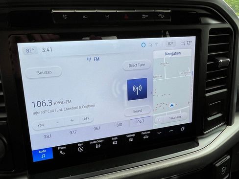 Used 2024 Ford F150 Lariat w/ FX4 Off-Road Package image 11