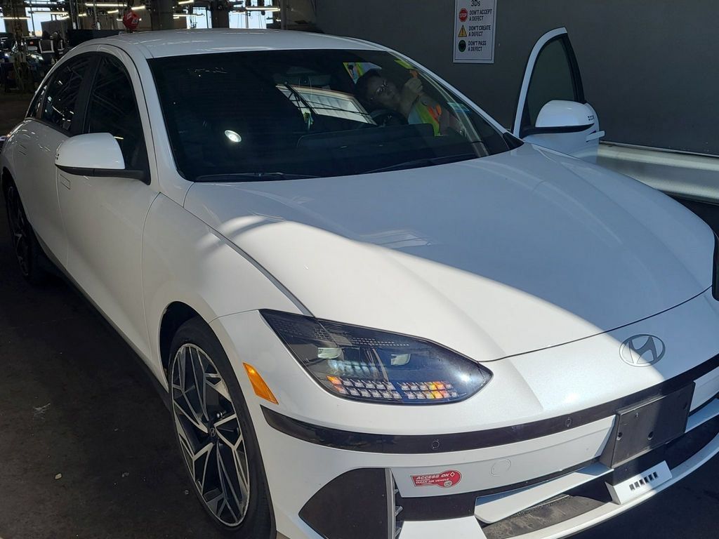 Used 2023 Hyundai Ioniq 6 SEL AWD/4WD image 3