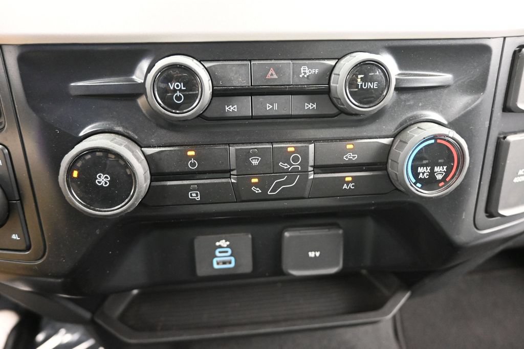Used 2025 Ford F350 XLT AWD/4WD image 28