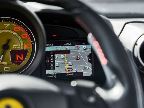 Used 2023 Ferrari F8 Tributo RWD image 58