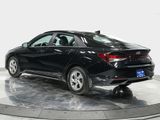 Used 2023 Hyundai Elantra SE image 4