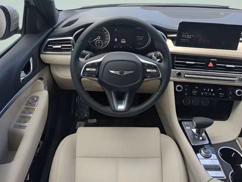 Used 2026 Genesis G70 2.5T image 12