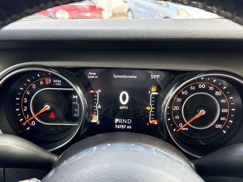 Used 2020 Jeep Gladiator Sport w/ Quick Order Package 24S image 12