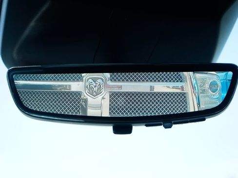 Used 2022 Cadillac Escalade Sport Platinum w/ LPO, ONYX Package AWD/4WD image 36