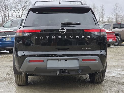 New 2026 Nissan Pathfinder SL w/ SL Premium Package AWD/4WD image 11