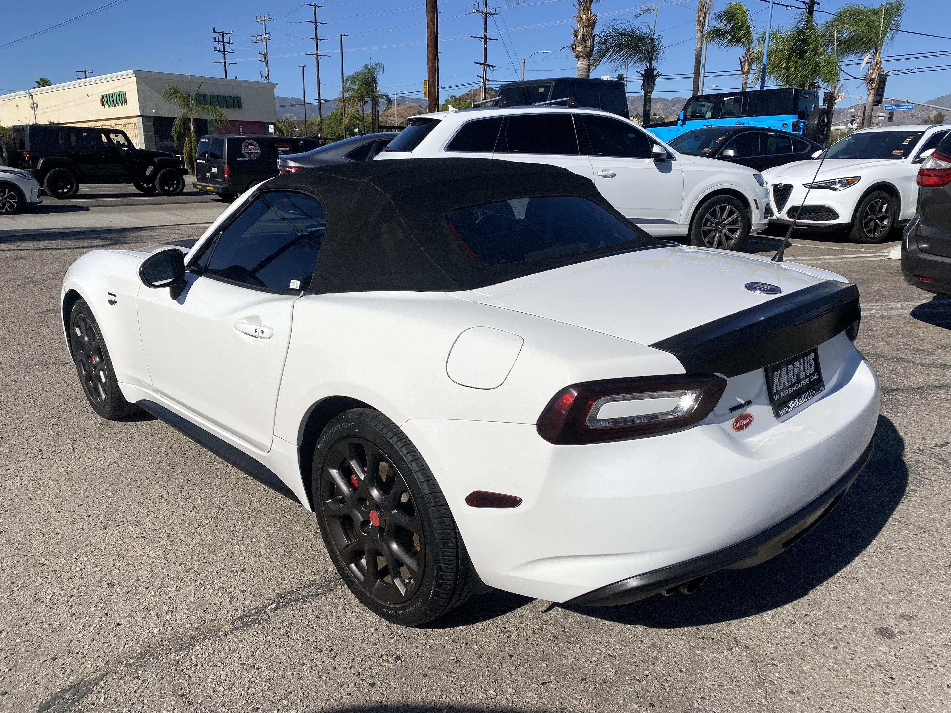 Used 2017 FIAT 124 Spider Classica RWD image 16