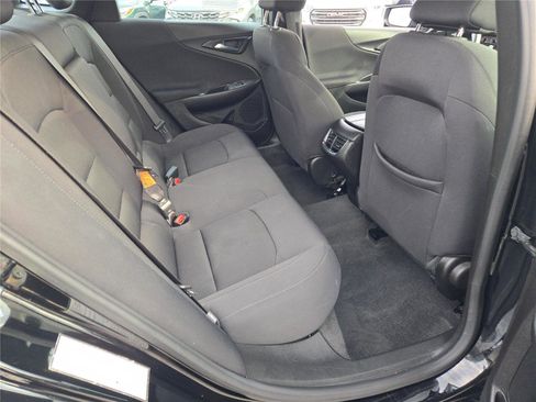 Used 2024 Chevrolet Malibu LT image 11