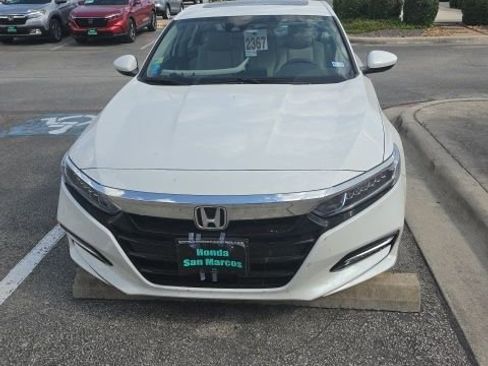 Used 2018 Honda Accord EX image 3