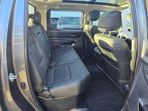 Used 2023 Toyota Tundra Limited image 12