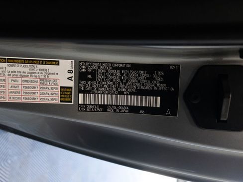 Used 2011 Toyota FJ Cruiser 4WD w/ Convenience Pkg image 34