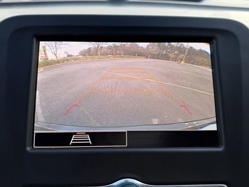 Used 2022 Chevrolet Equinox LT image 19