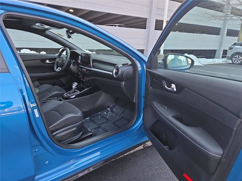 Certified 2023 Kia Forte GT-Line w/ GT-Line Premium Package image 25