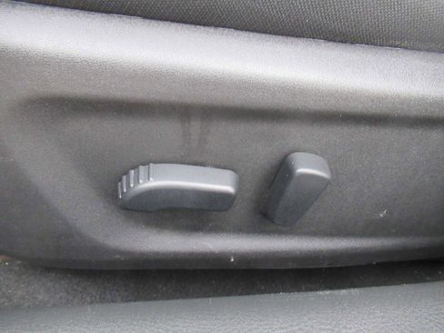 Used 2024 Nissan Altima 2.5 SV image 21