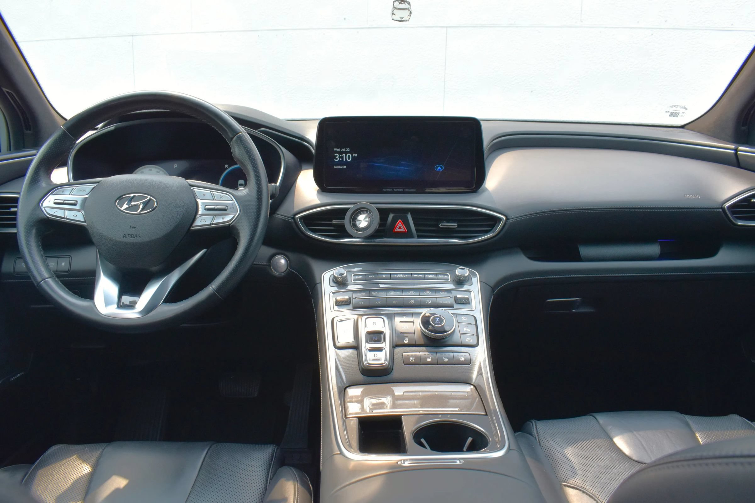 Used 2022 Hyundai Santa Fe Calligraphy w/ Cargo Package AWD/4WD image 17