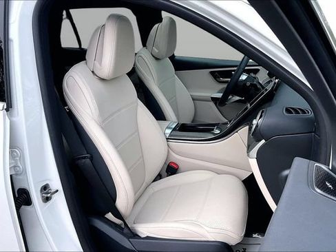 Certified 2026 Mercedes-Benz GLC 300 4MATIC image 33