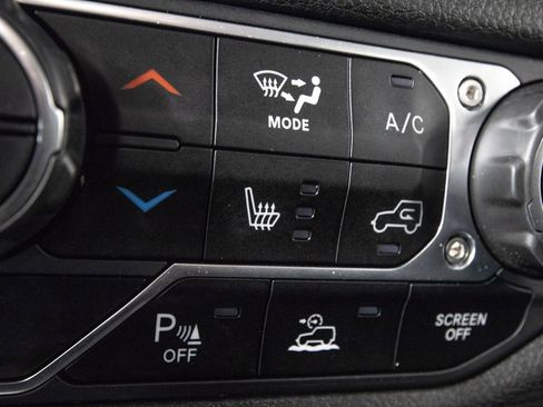Used 2024 Jeep Wrangler Unlimited Sport AWD/4WD image 25