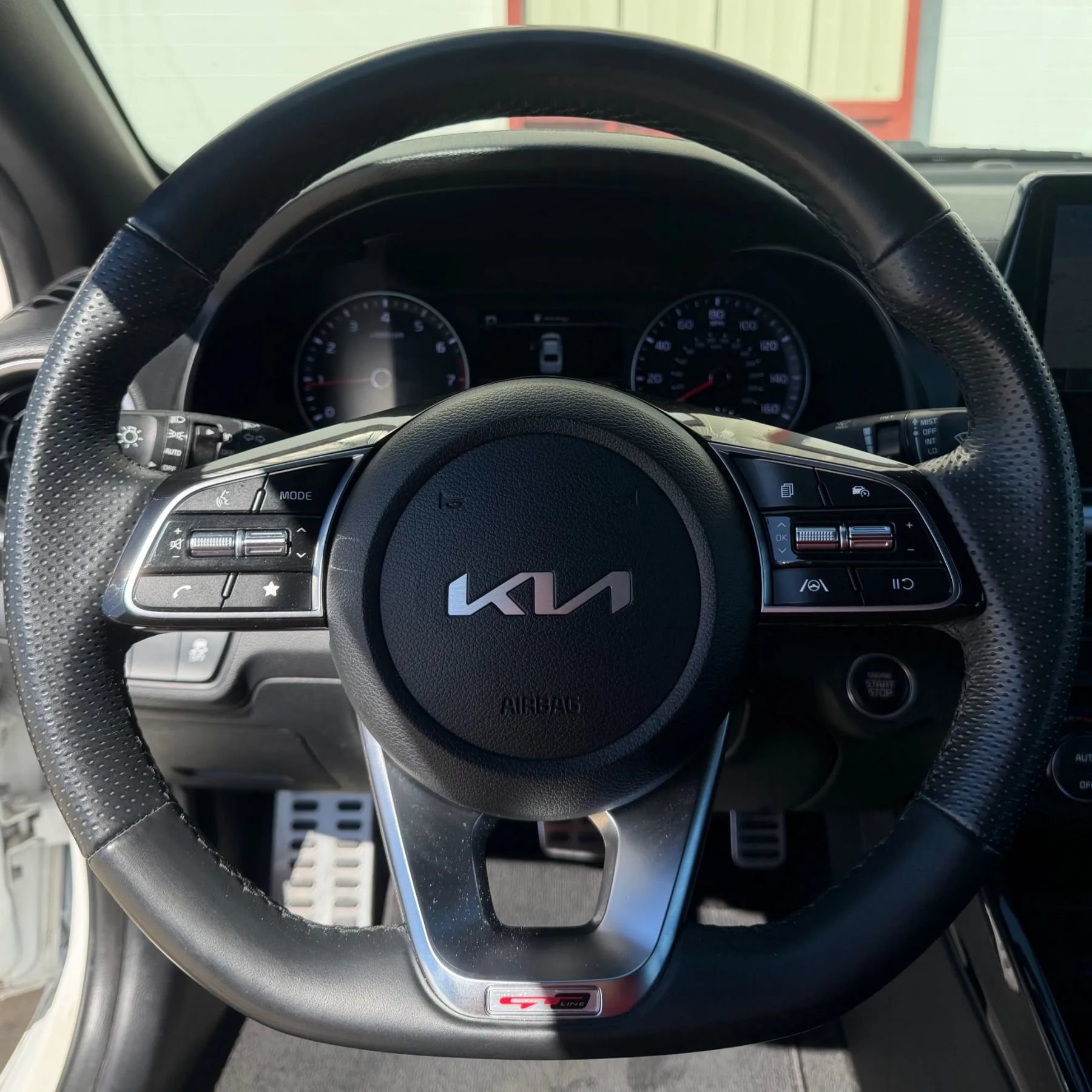 Used 2022 Kia Forte GT-Line FWD image 8