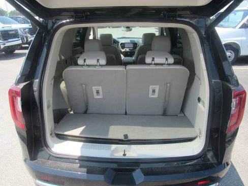 Certified 2023 GMC Acadia Denali w/ Denali Ultimate Package AWD/4WD image 24