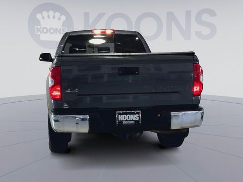 Used 2018 Toyota Tundra SR5 AWD/4WD image 10