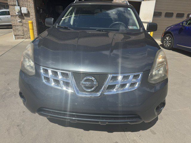 Used 2014 Nissan Rogue S w/ Convenience Package AWD/4WD image 8