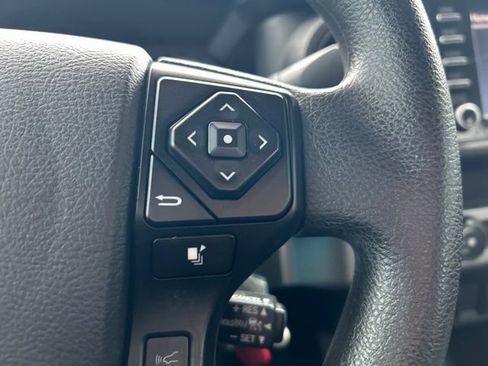Used 2020 Toyota Tacoma SR w/ SR Convenience Package RWD image 22