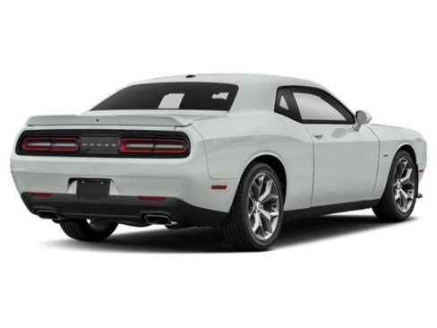 Used 2019 Dodge Challenger GT w/ Plus Package RWD image 6