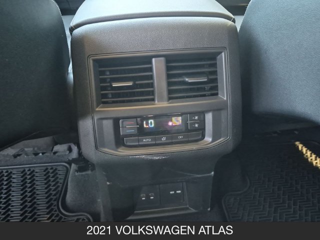 Used 2021 Volkswagen Atlas SEL R-Line w/ Atlas Adventure Package AWD/4WD image 18