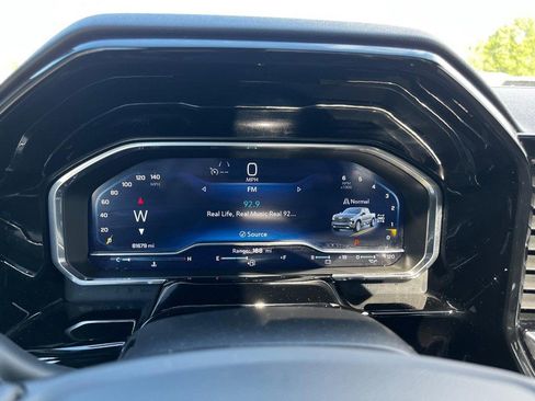 Used 2022 Chevrolet Silverado 1500 High Country w/ High Country Premium Package image 20