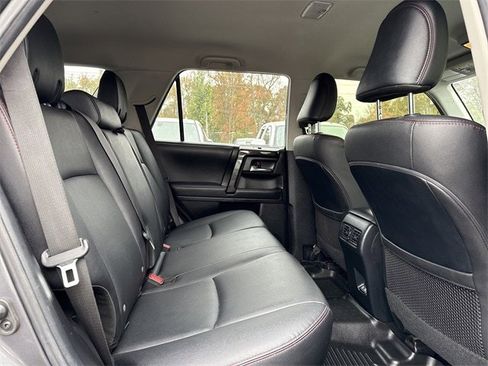 Used 2022 Toyota 4Runner TRD Off-Road Premium image 14