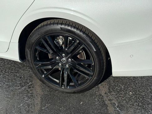 Certified 2024 Volvo S60 B5 Plus w/ Protection Package Premier image 22