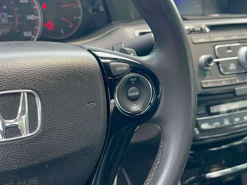 Used 2017 Honda Accord Sport image 20