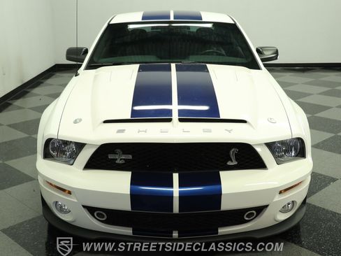 Used 2007 Ford Mustang Shelby GT500 RWD image 16