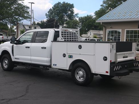 Used 2025 Ford F250 XL w/ XL Off-Road Package AWD/4WD image 3