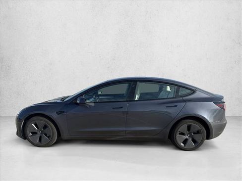 Used 2023 Tesla Model 3 Standard Range RWD image 9