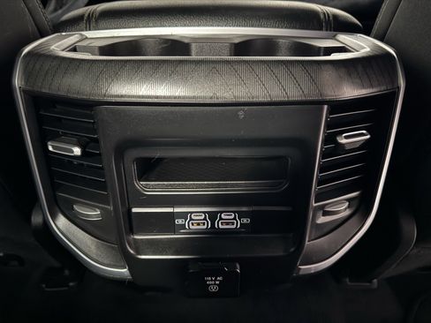 Used 2025 RAM 1500 Big Horn AWD/4WD image 25