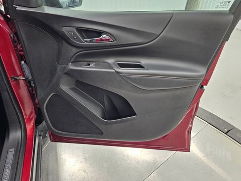 Used 2020 Chevrolet Equinox Premier image 33