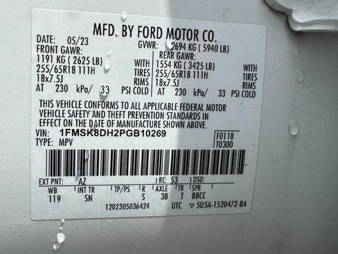 Used 2023 Ford Explorer XLT w/ Equipment Group 202A AWD/4WD image 24
