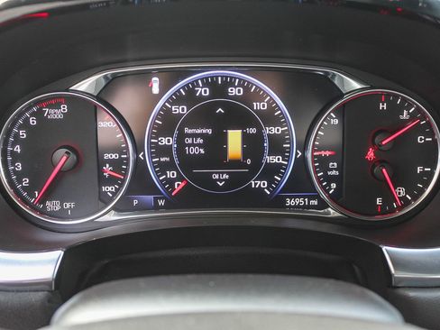 Used 2023 Chevrolet Traverse High Country image 24