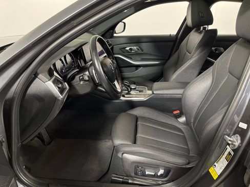 Used 2020 BMW 330i Sedan w/ Convenience Package image 12